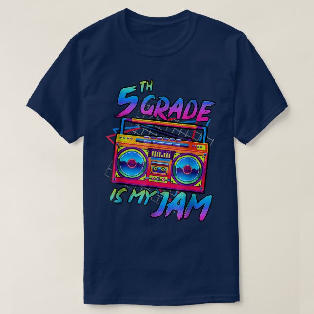 Camiseta Retro 80s - 5 De Volta Para Meninos De Escola (Frente do Design)