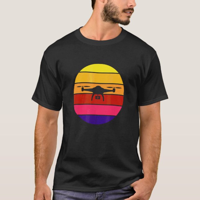 Camiseta Retro 80s Drone Sunset (Frente)