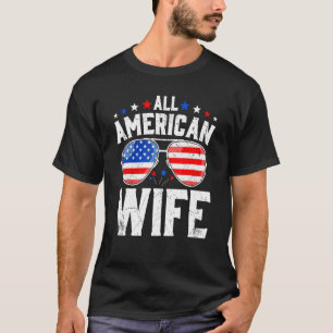 Camiseta Retro All American Wife Vintage USA Flag Retro Fam