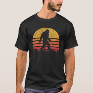 Camiseta Retro Bigfoot Silhouette Sun Acredite! Original 80