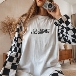 Camiseta Retro bike Girl Irony black