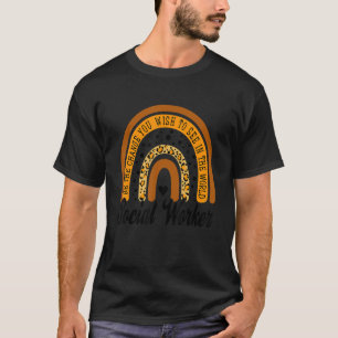 Camiseta Retro Boho Rainbow Social Worker Servidor Co