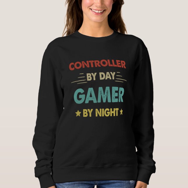 Camiseta Retro Controller By Day Gamer By Night (Frente)