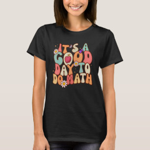 Camiseta Retro É um bom dia para fazer matemática no Nerd d