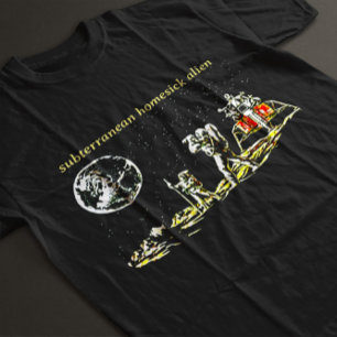 Camiseta Retro Espacial Alien Subterrâneo Nostálgi