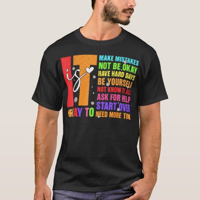 Camiseta Retro Está Bem Cometer Erros Seja Você Mesmo (Frente)