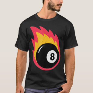 Camiseta Retro Flaming 8 Ball na Piscina de Fogo Billiard C