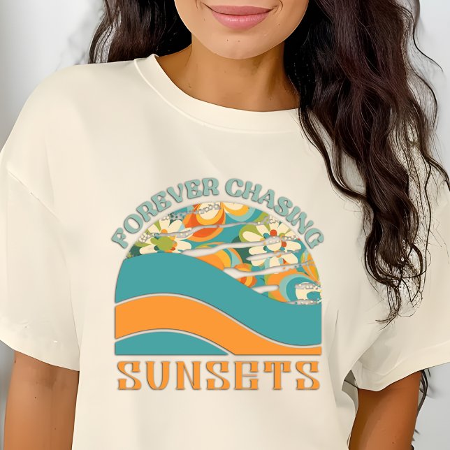 Camiseta Retro Floral para Pôrs do sol de perseguição (Criador carregado)