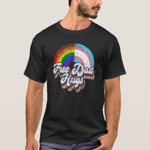 Camiseta Retro Free Pai Hugs Rainbow Transgender Gay LGBT P