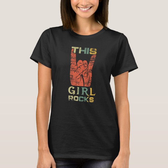 Camiseta Retro Girl Rocks Hand Metal Sign Rock Rocker Metal (Frente)