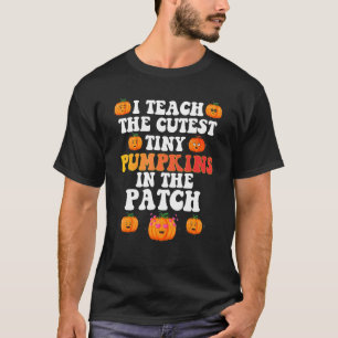 Camiseta Retro Groovy Eu Ensino As Abobrinhas Mais Fofas Em