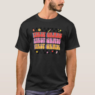 Camiseta Retro Groovy Primeiro Ano Professora do Primeiro A