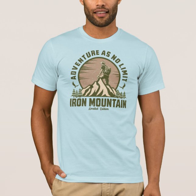 Camiseta Retro Iron Mountain Hike (Frente)