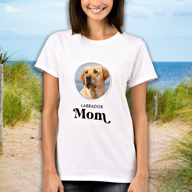 Camiseta Retro Labrador MOM Personalizar Pet Foto de Pet do (Criador carregado)