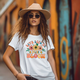 Camiseta Retro Live Life in Cheio Bloom