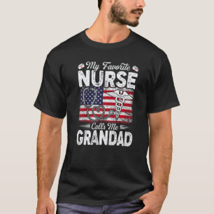 Camiseta Retro Minha Enfermeira Favorita Me Chama De Vovô A