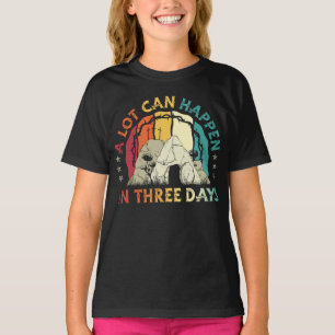 Camiseta Retro Muito Pode Acontecer Em 3 Dias De Páscoa De