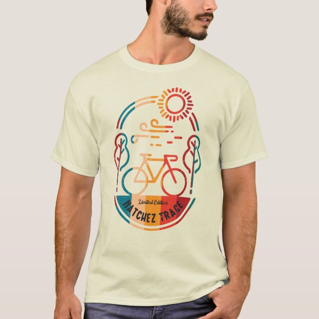 Camiseta Retro Natchez Trace Bike Trail. (Frente)
