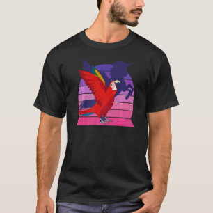 Camiseta Retro Papagaio I Asas Unicórnio I Scarlet Macaw
