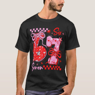 Camiseta Retro Preppy Coquette Laço 6 7 Seis Sete Amor Vale