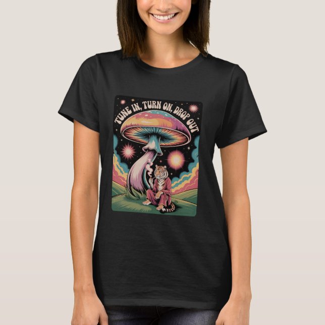 Camiseta Retro Psychedelic Tiger Mushroom Cosmic Vibes (Frente)