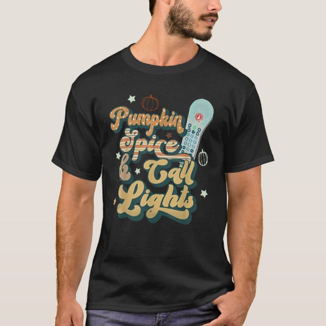 Camiseta Retro Pumpkin Spice e Luzes de Chamada Enfermeira  (Frente)