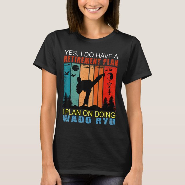 Camiseta Retrô - Reforma Do Slogan Sunset Eu Planejo Fazer  (Frente)