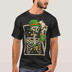 Camiseta Retro Skeleton Café Lucky Shamrock Saint Patrick