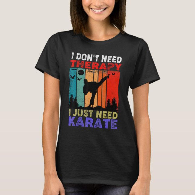 Camiseta Retro Slogan Sunset Eu não preciso de Terapia (Frente)