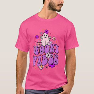 Camiseta Retro Spooky Vibes Ghost Flower Segurando Pumpkin 