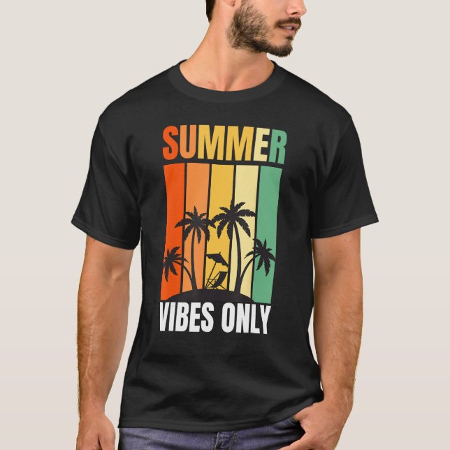 Camiseta Retro Summer Vibes Vintage Rays Beachy Vibes (Frente)