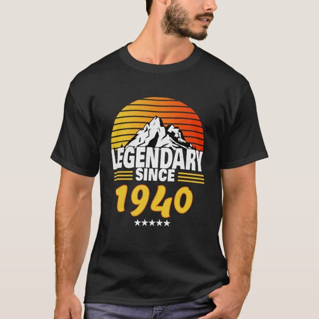 Camiseta Retro Sunrise LEGENDARY SINCE 1940 (Frente)