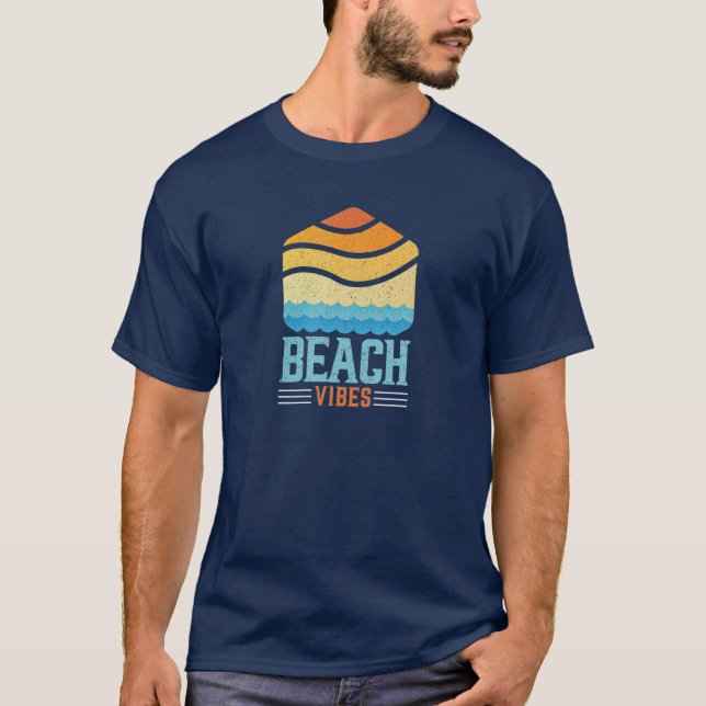 Camiseta Retro Sunset Beach Vibes Summer Fun Verão (Frente)