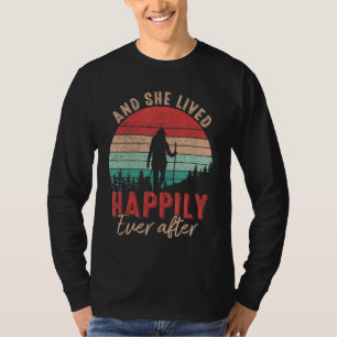 Camiseta Retro Sunset Women's Hiking Ela Viveu Feliz