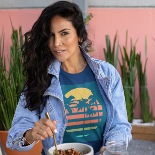 Camiseta Retro Tropical Beach Sunset Palm Trep Unisex