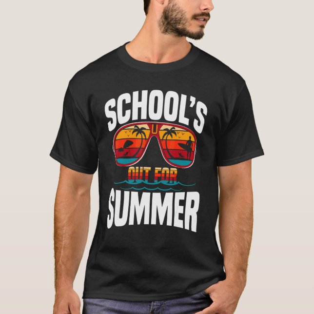 Camiseta Retro Último Dia De Escola Escolas Fechadas Para V (Frente)