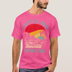 Camiseta Retro Vintage Capitol Reef National Park 2025 Hiki