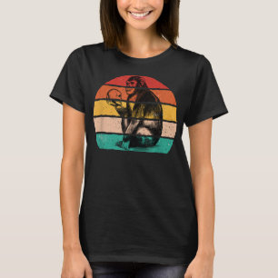 Camiseta Retro Vintage Chimpanzé Macaco Segurando Crânio