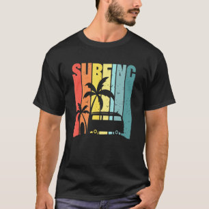 Camiseta Retro Vintage Island Palm Tree Surfing Surf Van Va