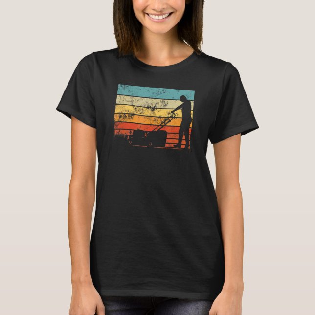 Camiseta Retro Vintage Lawn Mower Gardener (Frente)