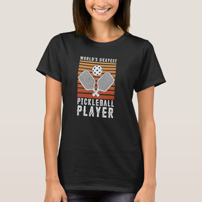 Camiseta Retro Words Okayest Pickleball Player (Frente)
