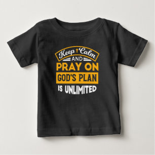 Camiseta Reze e Confie no Plano Ilimitado de Deus baseado n
