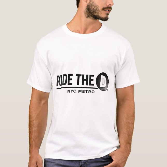 Camiseta Ride The D NYC Metro Tipografia Mínima (Frente)