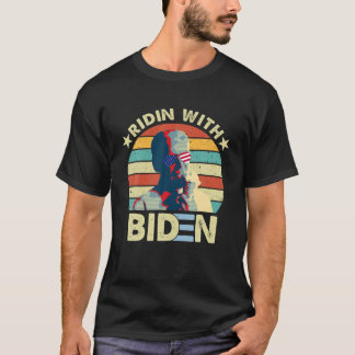 Camiseta Ridin Com Biden 2020 Joe Biden Comendo Sorvete G