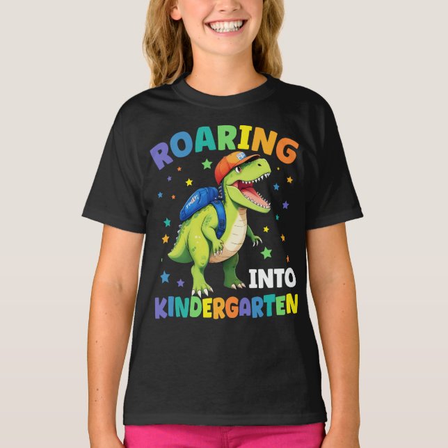 Camiseta Ring Kindergarten Dinossaur T Rex De Volta À Escol (Frente)