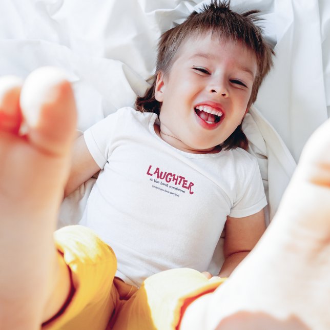 Camiseta Rir é o melhor remédio (Criador carregado)