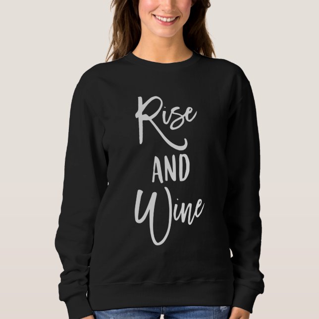 Camiseta Rise and Wine Bride Bridesmaid Bridal Party Vineya (Frente)