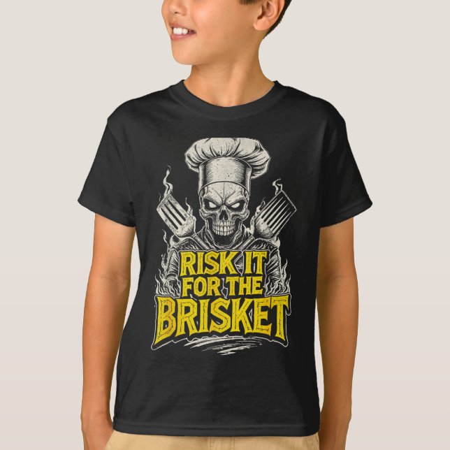 Camiseta Risk It For The Brisket Funny Bbq Lovers Grill Smo (Frente)