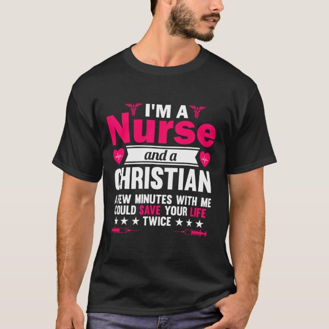 Camiseta Rn Lvn Cna Nurse Formando Enfermeiro Legal Cristão (Frente)