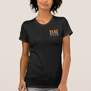 Camiseta RN Tipografia Registrada de Enfermeira Leopard